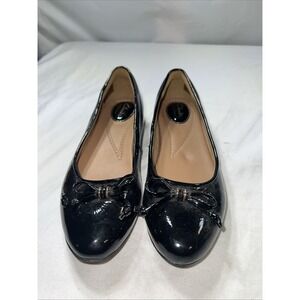 Clarks Artisan Black Patent Leather Bow Toe Slip On Flats Shoes Women's 7.5M